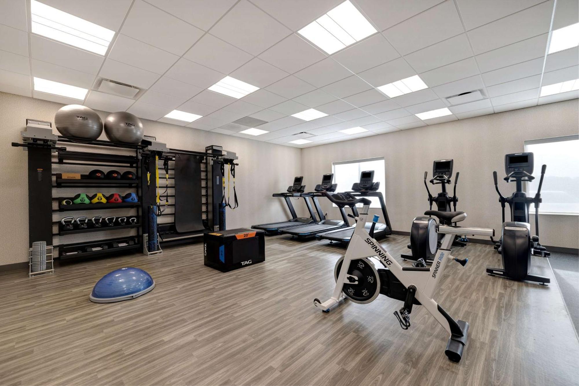 Hampton Inn Crown Point, In Экстерьер фото